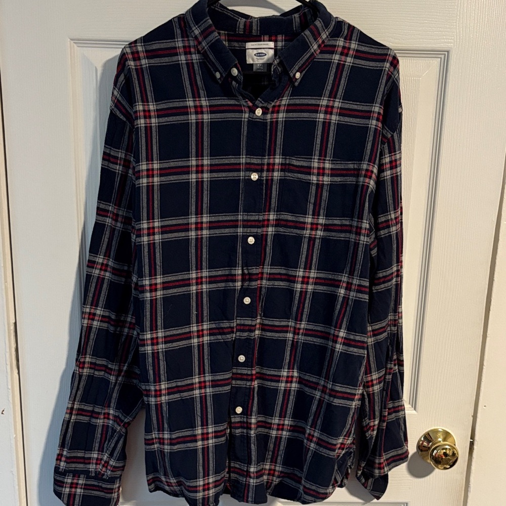Old Navy Men's Blue and Red Plaid Button-Down Shirt